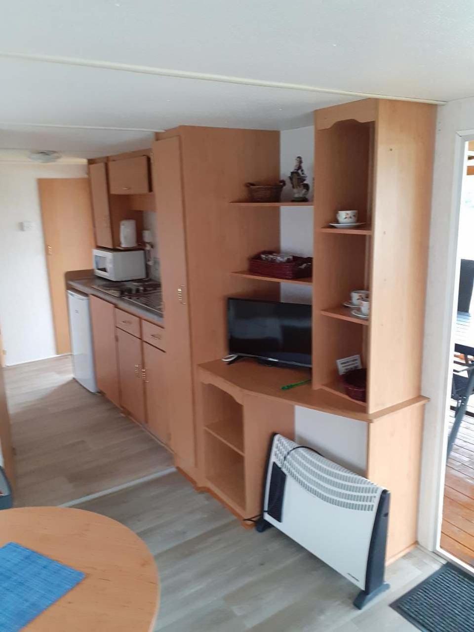 Mobilheim Na Louce Villa Vyrovice Exterior photo
