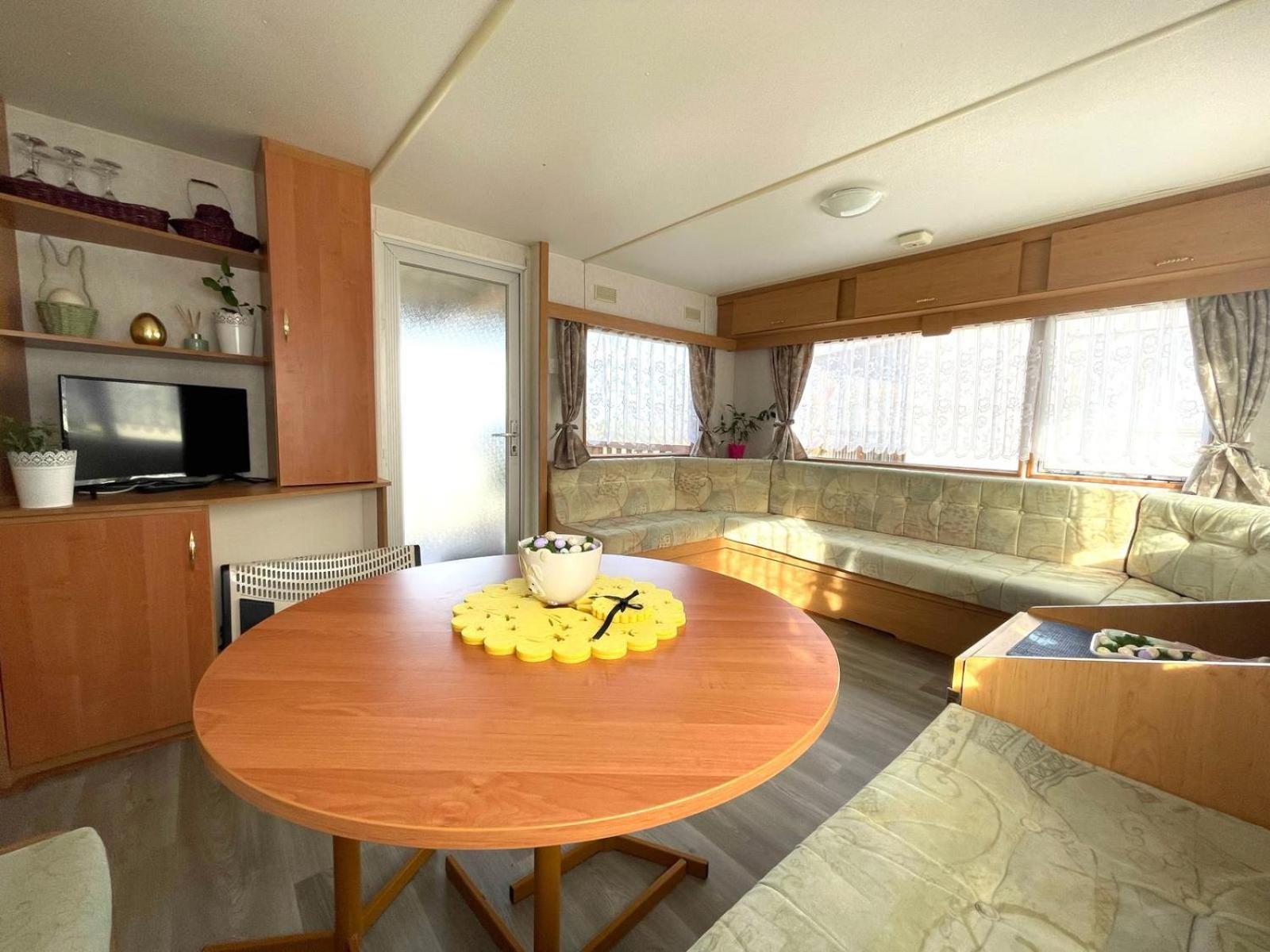 Mobilheim Na Louce Villa Vyrovice Exterior photo