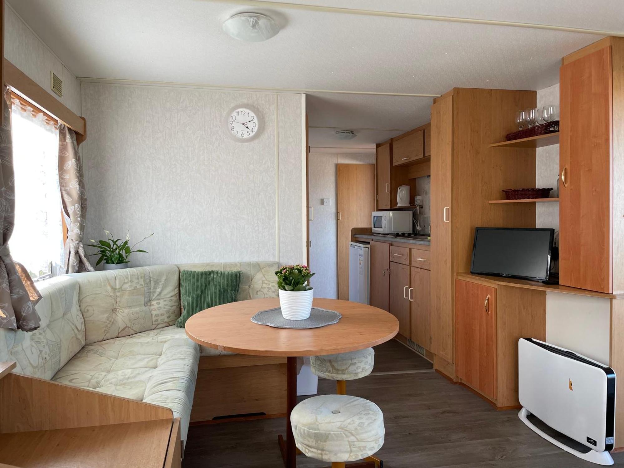 Mobilheim Na Louce Villa Vyrovice Exterior photo